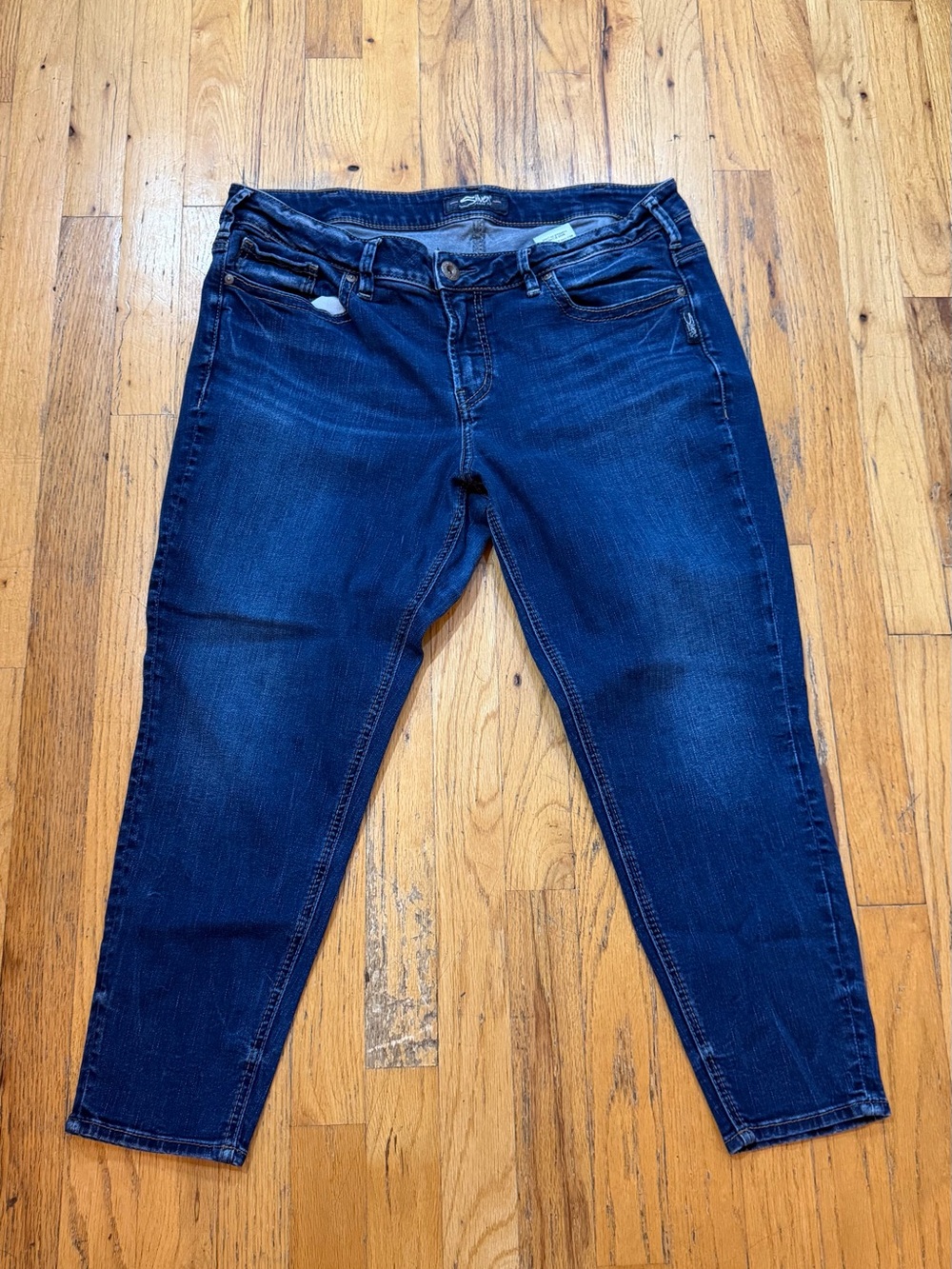Silver Jeans Size 16 L25 Dark Blue Stretch Denim Jeans